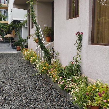 Lia Guest House Kobuleti Dış mekan fotoğraf